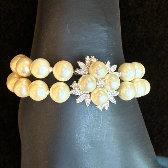 Richelieu 8mm Faux Pearl Double Strand Bracelet Rhinestones Box Clasp 7” Vintage - Picture 1 of 9